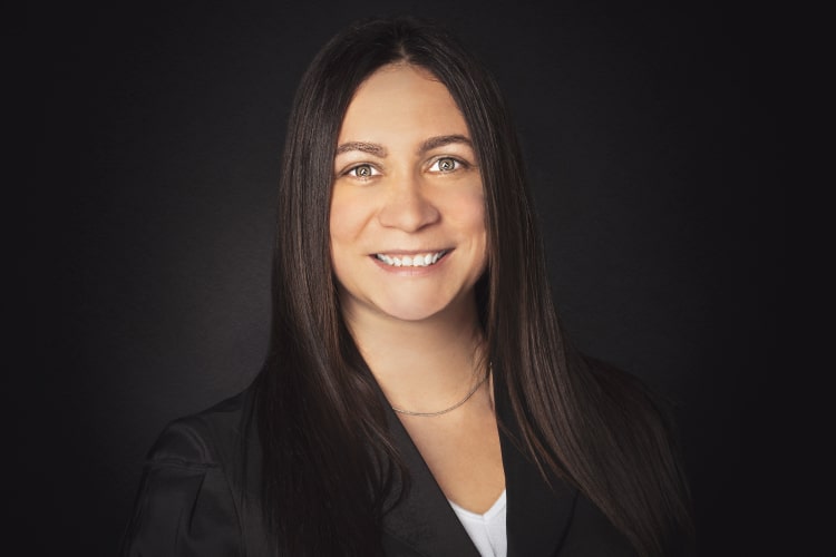 Lindsay Himmelman - Paralegal - Richards Jurusik Immigration Law - Buffalo NY - Toronto ON