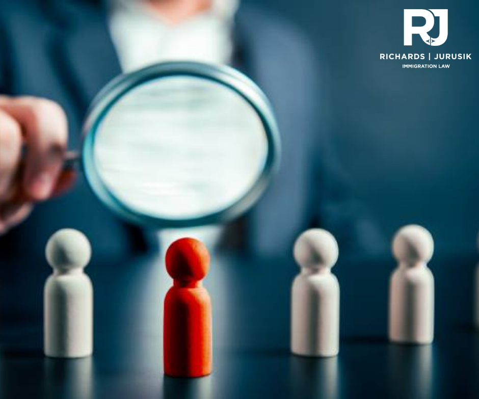 L1A Visa: Qualifications for Managers and Executives