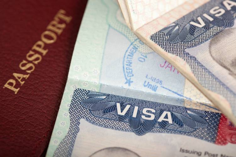 Visa vs Status: Understanding the Differences in Immigration Terms