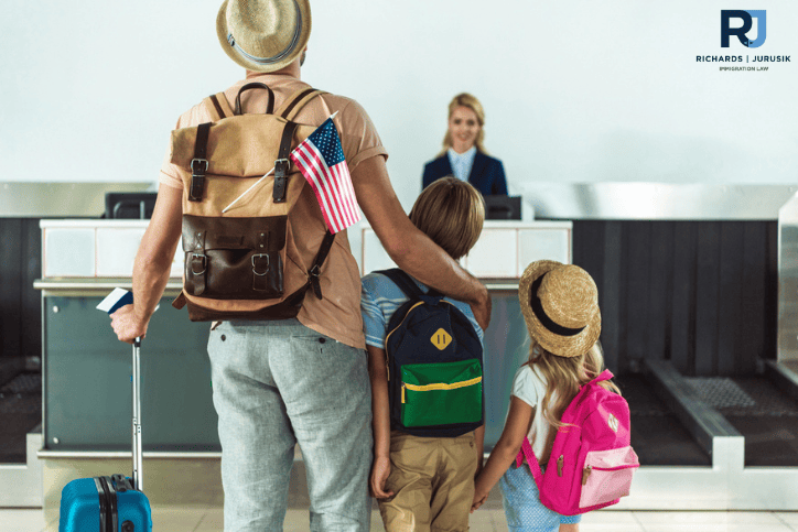 Traveling to the U.S. with Minor Children? Know the Rules