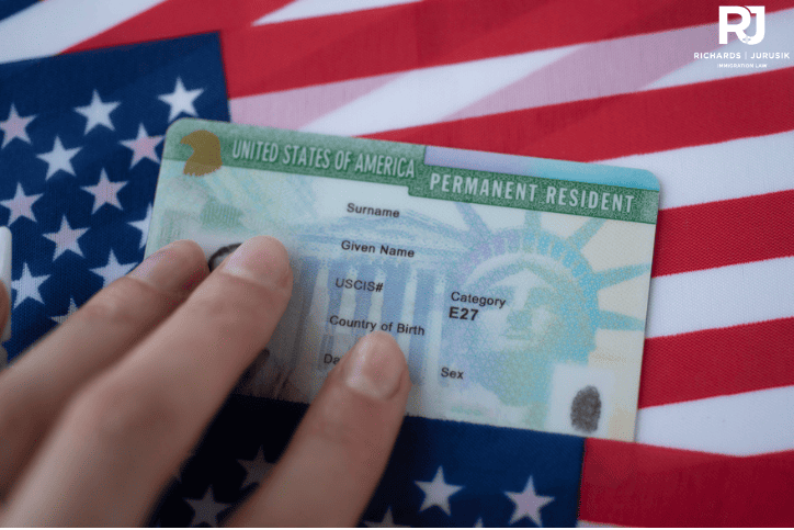 Do Green Card Holders Have to Use Their Card to Enter the U.S.?