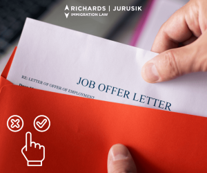 New Job Offer on H-1B: Is It Better to Transfer or Change to TN? New Job Offer on H-1B: Is It Better to Transfer or Change to TN?